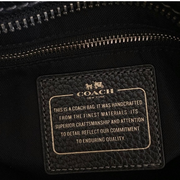 🔥 RARE Coach Tatum Play 30 Tall Leather Tote - Picture 4 of 13